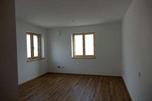 Exklusives Einfamilienhaus (DHH) mit 8 Zimmern in Antdorf – Hauptstraße 1b, 82387 Antdorf – Vorschaubild 6