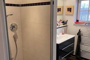 Attraktive helle Altbau-DG-Wohnung in Prien am Chiemsee – 83209 Prien am Chiemsee – Vorschaubild 3
