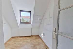 Gemütliche 3-Zimmer-Wohnung mit Wannenbad in Bielefeld-Mitte – Heeper Straße 282a, 33607 Mitte, Bielefeld – Vorschaubild 6