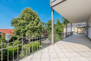 Repräsentatives Anwesen mit großem Garten, Schwimmbad und Traumblick in Bestlage – 70597 Degerloch (Ortsteil), Stuttgart – Vorschaubild 17