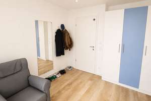 Modernes WG-Studentenapartment in München – Fitness, WLAN, Möblierung - ALL INCLUSIVE – Taubertalstraße 24, 81243 Aubing-Süd, München – Vorschaubild 2