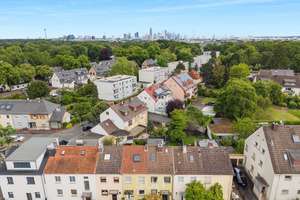 MODERNISIERTES RMH MIT GARTENGLÜCK – 86 m² Wohnkomfort & Sonnenterrasse in Frankfurt-Griesheim