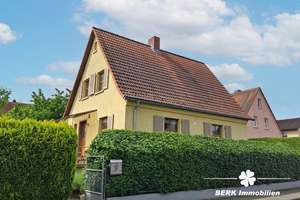 BERK Immobilien – Wohnen mit Urlaubsfeeling: Gemütliches Einfamilienhaus mit idyllischem Garten in W – 63939 Wörth am Main – Vorschaubild 6