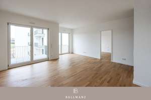 Neumühle: Stilvolle 2-Zimmer-Wohnung mit sonnigem Balkon