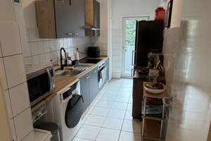 Zentrale 3-Zimmer-Wohnung in Düsseldorf für Singles und Paare – Die vollständige Adresse der Immobilie erhältst du vom Anbieter., 40211 Stadtmitte, Düsseldorf – Vorschaubild 2
