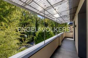 Exklusiver Charme trifft Moderne: Stilvolles, modernisiertes Haus mit Pool, Kamin & Garten – 63071 Bieberer Berg, Offenbach am Main – Vorschaubild 15