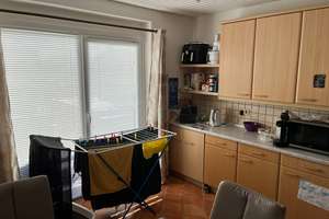 Stilvolle 3-Zimmer-Dachgeschosswohnung mit großem Balkon und EBK in Hamburg – Reetkükenweg 22, 21147 Hausbruch, Hamburg – Vorschaubild 14