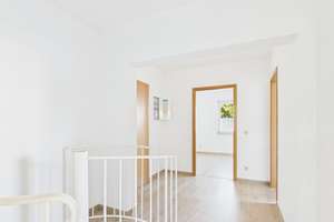 Bezugsfreie Maisonettewohnung mit 3 nutzbaren Räumen und Garten ! – Türkisstraße 7, 4319 Engelsdorf, Leipzig – Vorschaubild 15