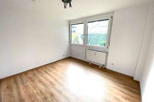 WOHNEN IM GRÜNEN! ATTRAKTIVE 3-ZIMMER-EG-WOHNUNG MIT GARTENHOF UND TG.-STELLPLATZ – Die vollständige Adresse der Immobilie erhältst du vom Anbieter., 90471 Langwasser Nordwest, Nürnberg – Vorschaubild 10