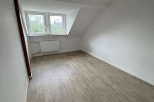 Attraktive 3,5-Zimmer-Dachgeschosswohnung in Duisburg – Freidrich-Wilhelm-Str. 24, 47051 Dellviertel, Duisburg – Vorschaubild 14