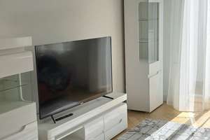 Furnished apartment in City West. Modernisierte Altbauwohnung in super Lage in Wilmersdorf – Kantstrasse 66, 10627 Charlottenburg, Berlin – Vorschaubild 2
