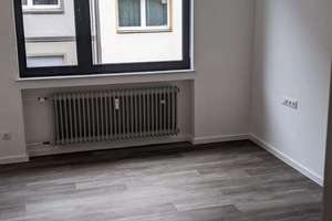 Helle und großzügige 4-Zimmer-Wohnung in Bonn-Beuel (Zentrum) – Kreuzstraße 19, 53225 Beuel-Mitte, Bonn – Vorschaubild 8