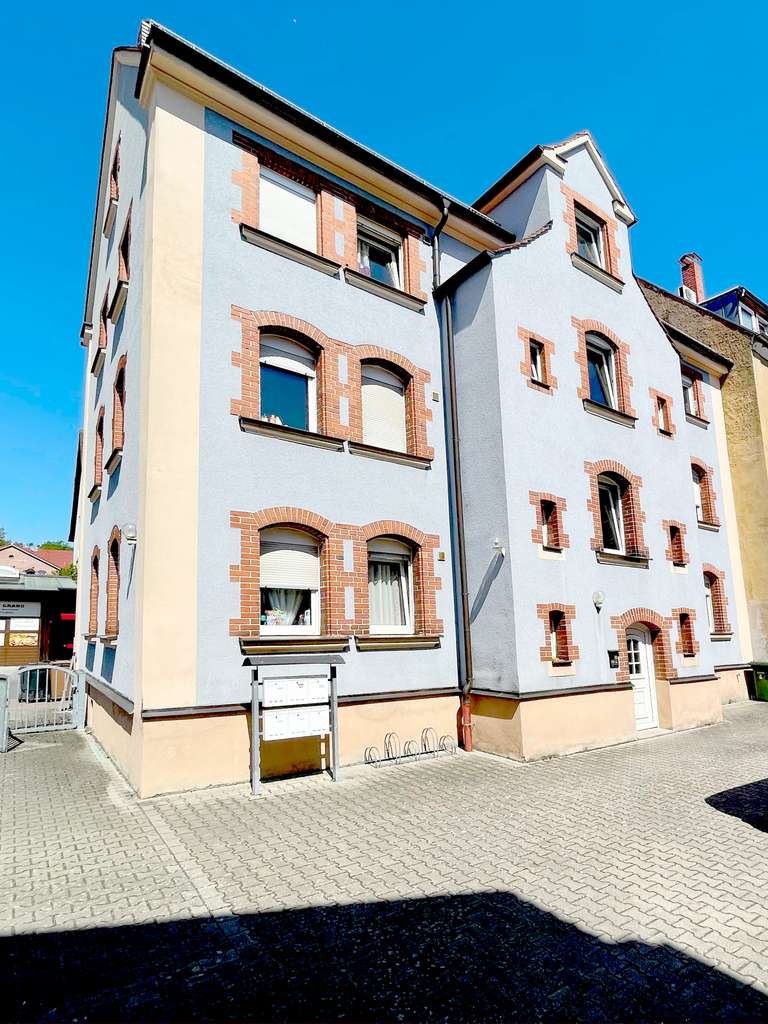 Immobilie in Stein - Provisionsfrei: Charmantes Dachgeschosswohnung in zentraler Lage von Stein - Bild 2