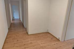 Viel Platz für Ihren Alltag: 5-Zimmer-Wohnung in Bad Godesberg – Im Meisengarten 70, 53179 Rüngsdorf, Bonn – Vorschaubild 5