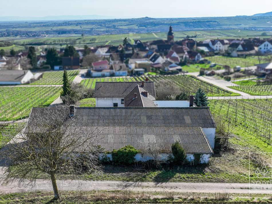 Luftbild mit Blick auf Lage...
