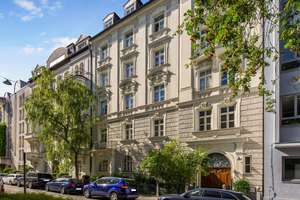 Charmantes Altbau-Apartment mit Hobbyraum in Stadtpalais von 1900 – Die vollständige Adresse der Immobilie erhältst du vom Anbieter., 80333 Universität, München – Vorschaubild 2