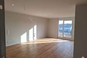 Erstbezug: Sonniges 6-Zimmer-Reihenhaus mit Alb-Blick, Wärmepumpe und PV-Anlage – Grieshaberweg 14, 73207 Plochingen – Vorschaubild 5