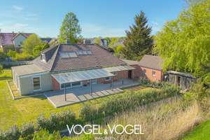 Ein Zuhause mit Weitblick – Familienidylle auf großem Grundstück mit viel Potenzial – Die vollständige Adresse der Immobilie erhältst du vom Anbieter., 28790 Schwanewede – Vorschaubild 24