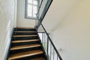 Sehr charmante Dachgeschosswohnung, mit Wohnküche und Sonnenbalkon, in Wiesbaden-Sonnenberg – König-Adolf-Str. 9, 65191 Sonnenberg, Wiesbaden – Vorschaubild 6