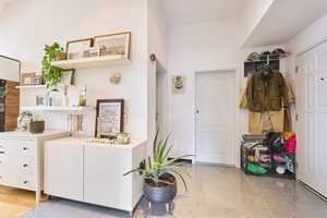 Lichtdurchflutete, charmante Dachgeschosswohnung mit Südbalkon in bester Lage! – München – Vorschaubild 3