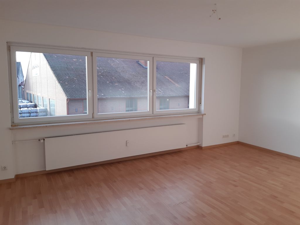 Großzügige 5-Zimmer-Wohnung in Straubing-Süd!