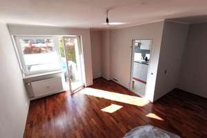 Gepflegte 1,5-Zimmer-Wohnung in Regensburg-West mit Balkon