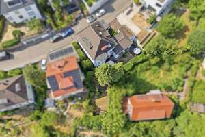 🏡 Großzügiges MFH mit drei bis vier Einheiten und vielseitigen Nutzungsmöglichkeiten 💛 – Die vollständige Adresse der Immobilie erhältst du vom Anbieter., 70199 Südheim, Stuttgart – Vorschaubild 3