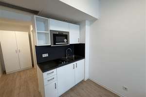 Wohn(t)raum: individuelles 1-Zimmer-Appartment – Konrad-Adenauer-Platz 10, 40210 Stadtmitte, Düsseldorf – Vorschaubild 2