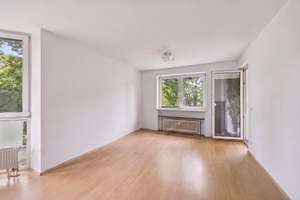 Bezugsfreie 2-Zimmer-Wohnung mit Loggia und Blick ins Grüne – Die vollständige Adresse der Immobilie erhältst du vom Anbieter., 12439 Niederschöneweide, Berlin – Vorschaubild 1
