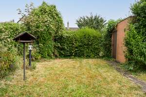 Doppelhaushälfte, mit Garage und Garten  in der begehrten Vogelsiedlung von Düsseldorf-Unterrath