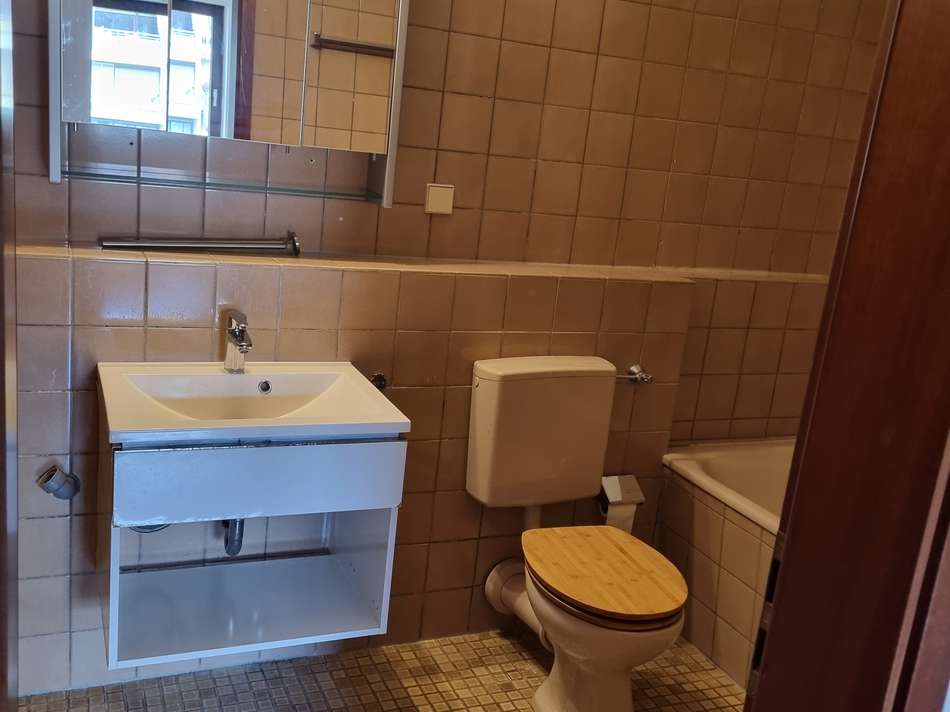 Badezimmer mit Badewanne
