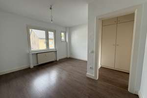 Sonnige 2,5-Zimmer-Wohnung mit Süd-Balkon in Ratingen – Cüppersweg 5, 40878 Zentrum, Ratingen – Vorschaubild 3