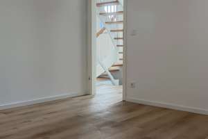 Ein Reihenmittelhaus mit Terrasse nach Sanierung – Die vollständige Adresse der Immobilie erhältst du vom Anbieter., 47918 Tönisvorst – Vorschaubild 5
