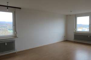 Traumhafter  Ausblick  Attraktive 4,5-Zimmer Wohnung mit Balkon in Reutlingen – Hermann-Ehlers-Straße 20, 72762 Reutlingen-Mitte, Reutlingen – Vorschaubild 4