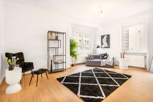 ERSTBEZUG – Stilvolle Altbauwohnung mit zwei Balkonen in gefragter Lage von Stuttgart-West – Die vollständige Adresse der Immobilie erhältst du vom Anbieter., 70197 Hasenberg, Stuttgart – Vorschaubild 4