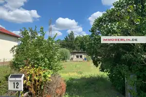 IMMOBERLIN.DE - Kleiner Bungalow und/oder Baugrundstück in herrlicher Lage – Berlin – Vorschaubild 3