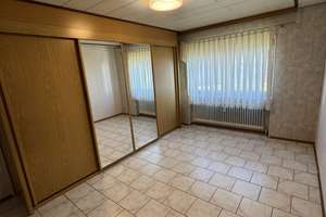 Wohnen mit Charakter: 2-Zimmer-Wohnung mit Garage, Loggia & Einbauküche in Brühl – 68782 Brühl – Vorschaubild 3