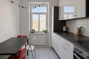 Property thumbnail 6