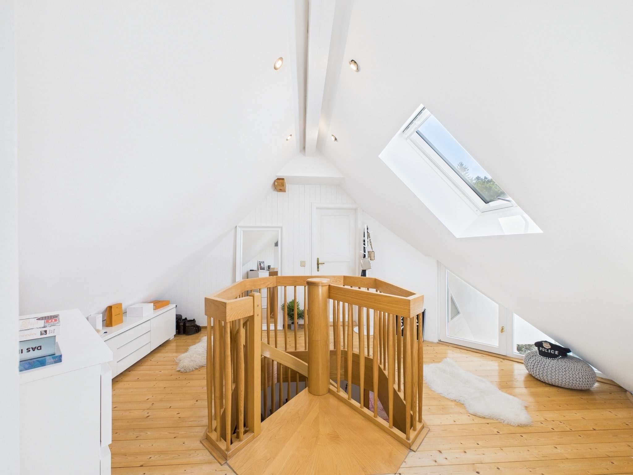 Immobilie in Utting am Ammersee - Haus im Haus in Utting – Großzügiges Wohnen mit Einliegerwohnung und Panorama - Bild 11