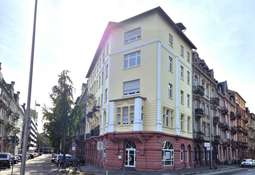 stattliches Gebäude