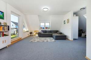 Exklusive Maisonette Wohnung mit Dachterrasse – Die vollständige Adresse der Immobilie erhältst du vom Anbieter., 42653 Gräfrath, Solingen – Vorschaubild 2