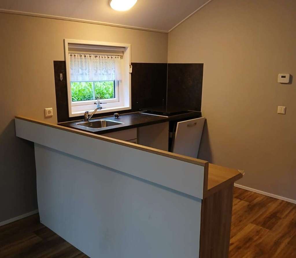 Immobilie in Rodenbach - Mobilheim mit überdachter Terrasse, Gartenhaus und Stellplatz - Bild 3