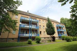 Klasse Wohnung mit Balkon in schöner Lage in Reichenbrand!