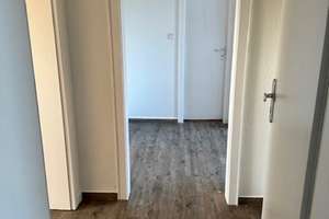 Ruhige Lage in Duissern - Frisch renovierte DG Wohnung – Falkstraße 53, 47058 Duissern, Duisburg – Vorschaubild 4