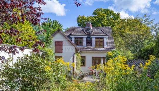 Bild von RESERVIERT Erhalten Sie den Charme ... oder bauen Sie neu in gefragter Wohnlage von Bergstedt