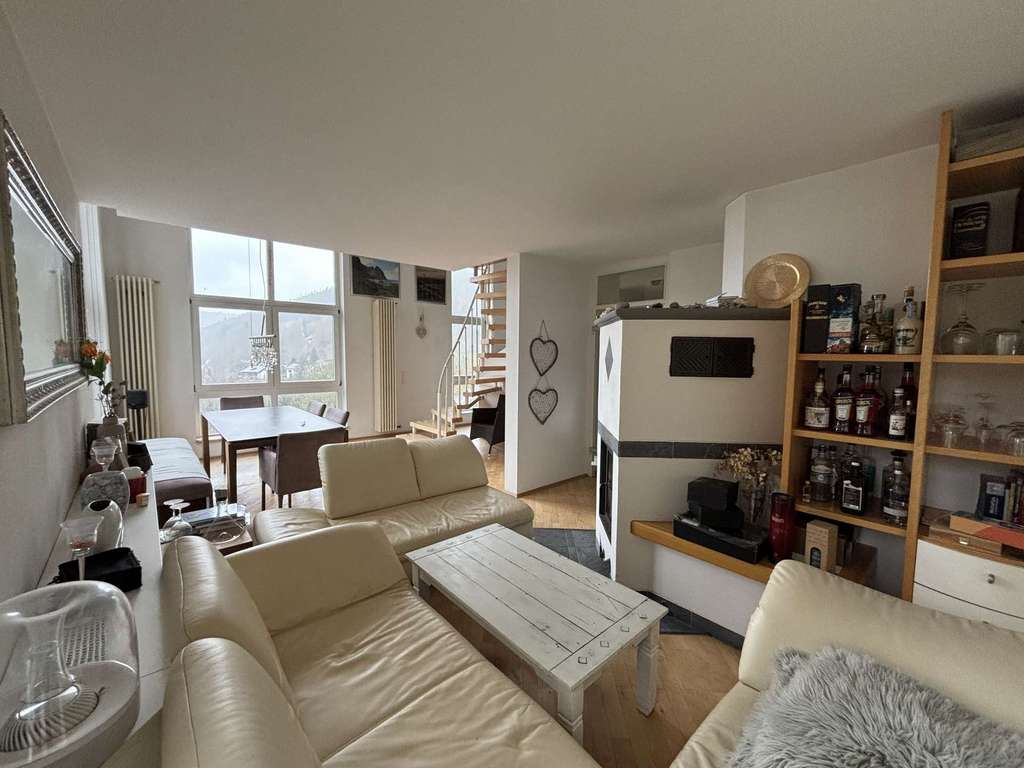 Immobilie in Buchen (Odenwald) - Idyllisches Wohnen am Waldrand – Ihr Zuhause mit direktem Naturzugang - Bild 3