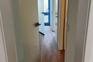 Sonnige, renovierte 1-Zi-Wohnung mit großer Südterrasse, EBK Inklusive, Nähe Röthelheimpark – Artilleriestraße 54, 91052 Röthelheimpark, Erlangen – Vorschaubild 8