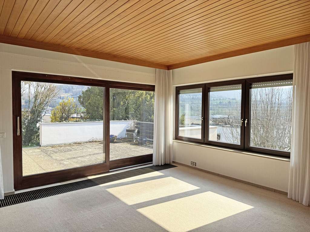 Immobilie in Pfullingen - Ein Zuhause für Generationen zum Wohnen und Arbeiten - Bild 2