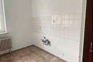 Sanierte 3-Zimmer-Wohnung mit 64m2 Dachterrasse – Auf dem Orth 10, 51069 Dellbrück, Köln – Vorschaubild 5