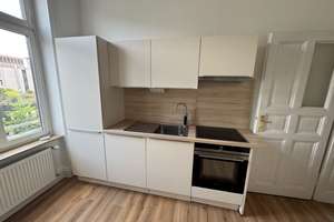 Schöne Altbauwohnung in Wiesbaden-Mitte nähe Bahnhof